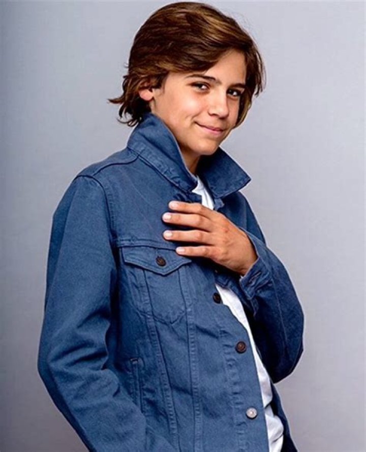 Lincoln Melcher Biography, Age, Weight, Height, Friend, Like, Affairs