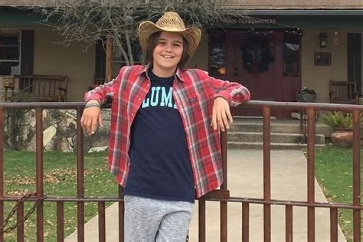 Lincoln Melcher Net Worth Salary, Age, Height, Bio, Family, Career, Wiki