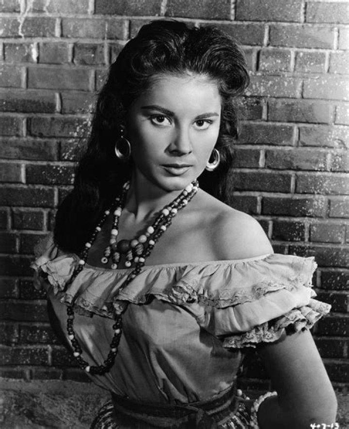 Lisa Montell IMDb