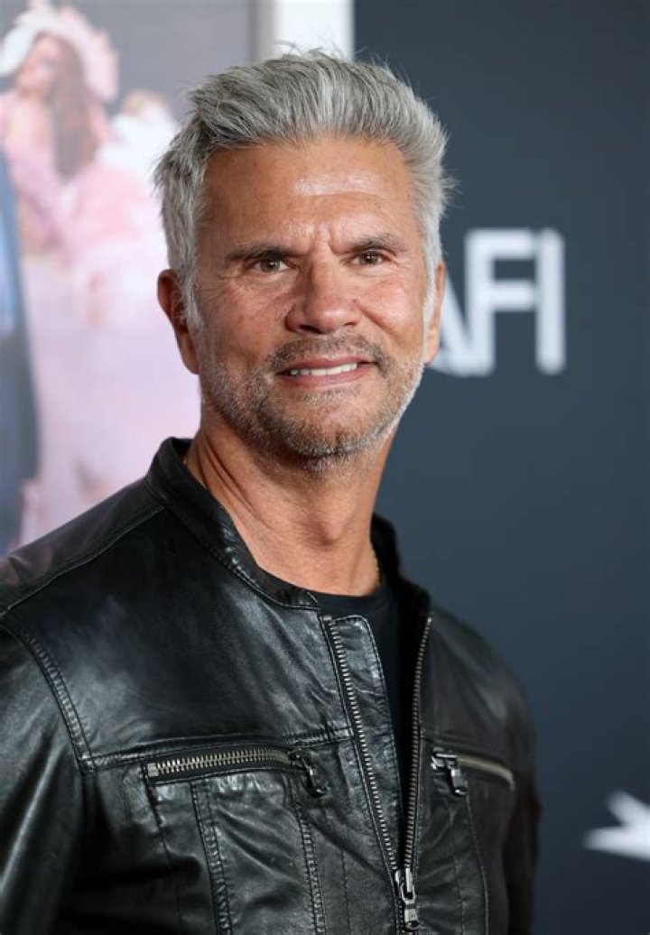 Lorenzo Lamas from 'Falcon Crest' Age, height, family, children, net worth