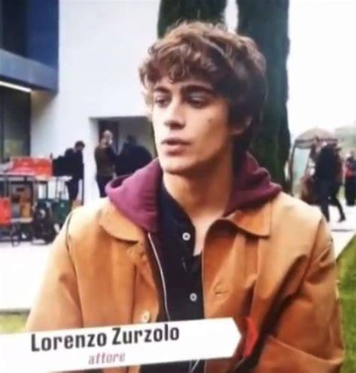 lorenzo zurolo Ideal boyfriend, Just beautiful men, Hottest guy ever