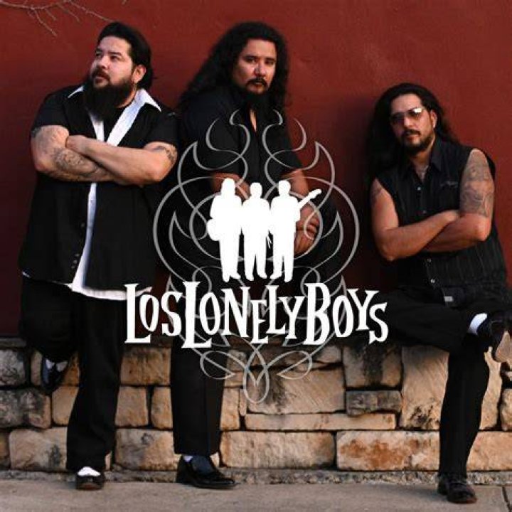 Los Lonely Boys Bring TexMex Flavor to Minnesota