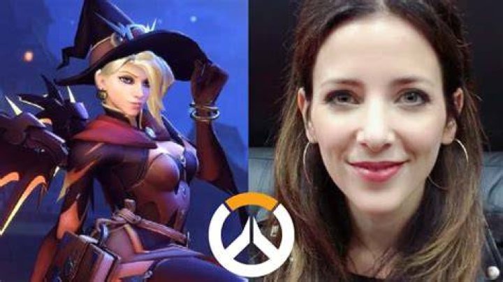 Lucie Pohl Witch Mercy cosplay