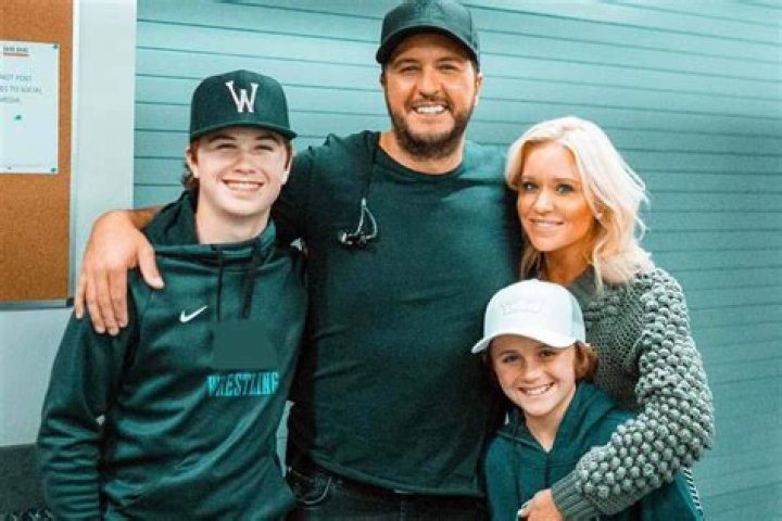 Luke Bryan Net Worth in 2023 Wiki, Age, Weight and Height