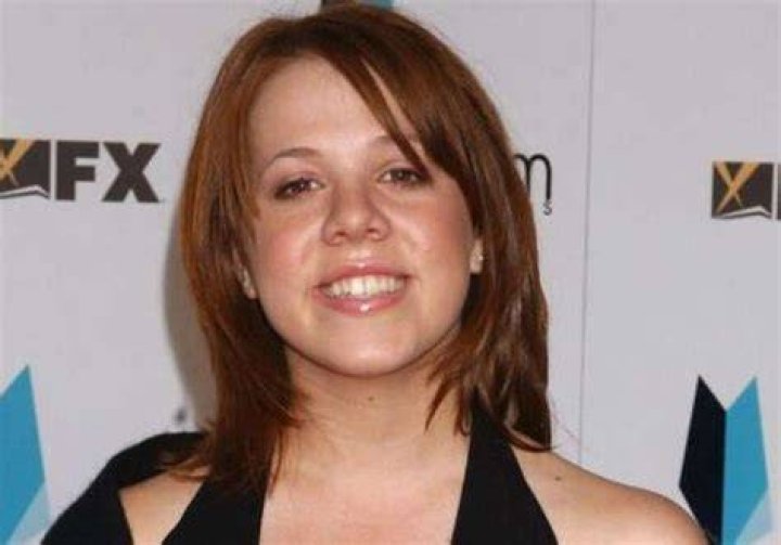 Lynsey Marie Bartilson Net Worth, Height, Weight, Bio, Age 2024 The