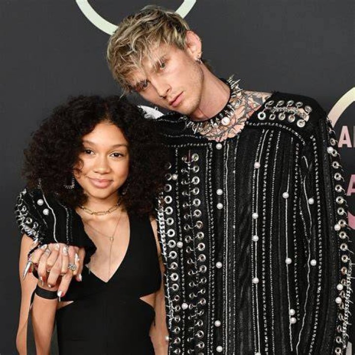 Machine Gun Kelly Celebrates the Holidays with Mother and Daughter