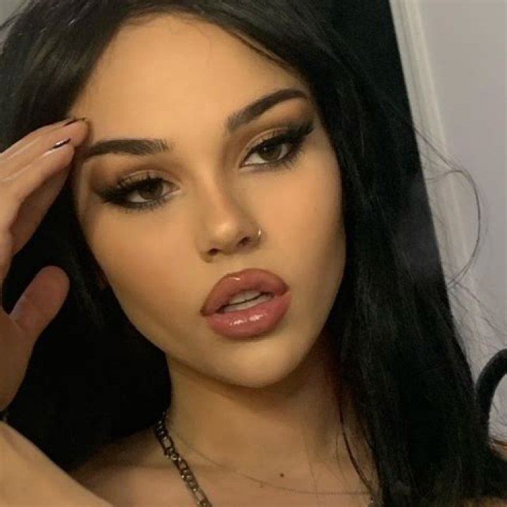 MAGGIE LINDEMANN on Instagram &ldquo;another day&rdquo; Makeup looks, Edgy