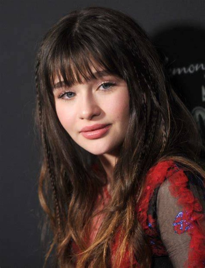 Malina Weissman in A Series of Unfortunate Events (2017) Malina Weisman