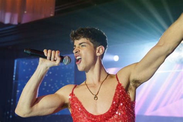 Manu R&iacute;os confirms he&rsquo;s leaving &Eacute;lite after season six Attitude