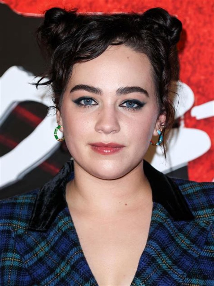 Mary Mouser Talks Sharing 'Stressful' OnScreen Kiss With Tanner Buchanan