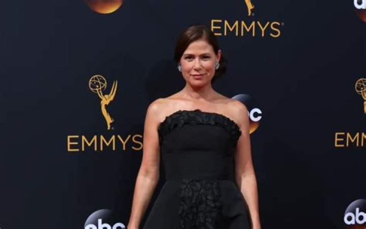 Maura Tierney Measurements Height, Weight & More
