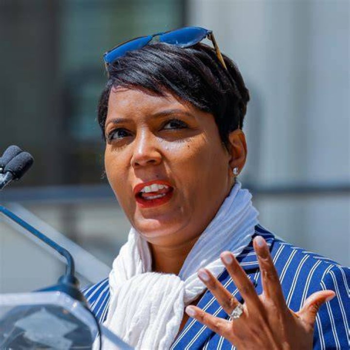 Mayor of Atlanta and Florida A&M Alumna Keisha Lance Bottoms, speaks at