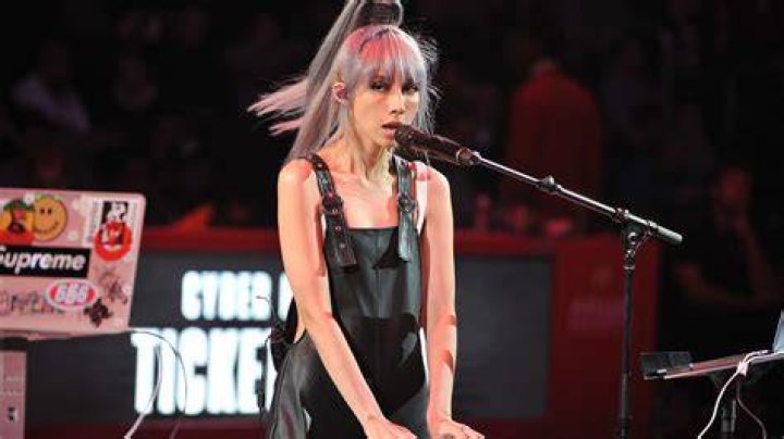Melissa Reese On the Road with Guns N&rsquo; Roses ROLI