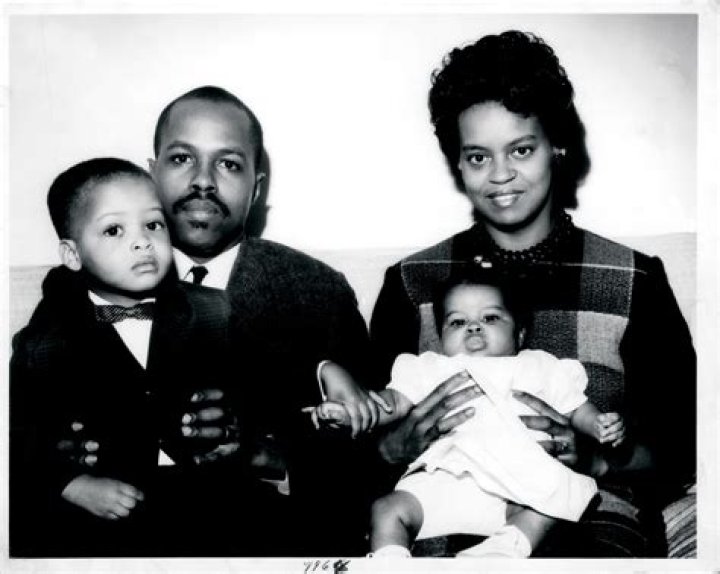 Michael Lavaughn Robinson Childhood Pictures PictureMeta