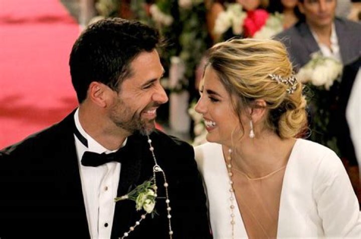 Michelle Renaud y Matías Novoa ¡se casaron! People en Español