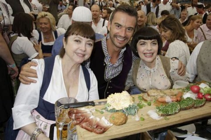 Mireille Mathieu et Florian Silbereisen Photo Stock Alamy