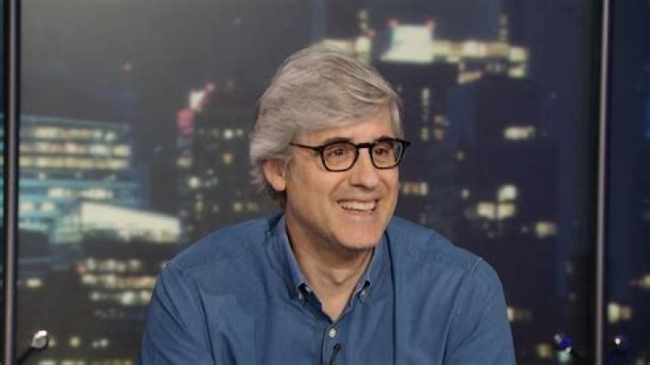 Mo Rocca's Starring Role In Pope's Mass Thrills LGBT Advocates