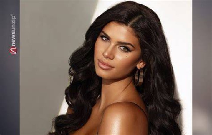 Model Lucciana Beynon turns heads in stunning lingerie photoshoot