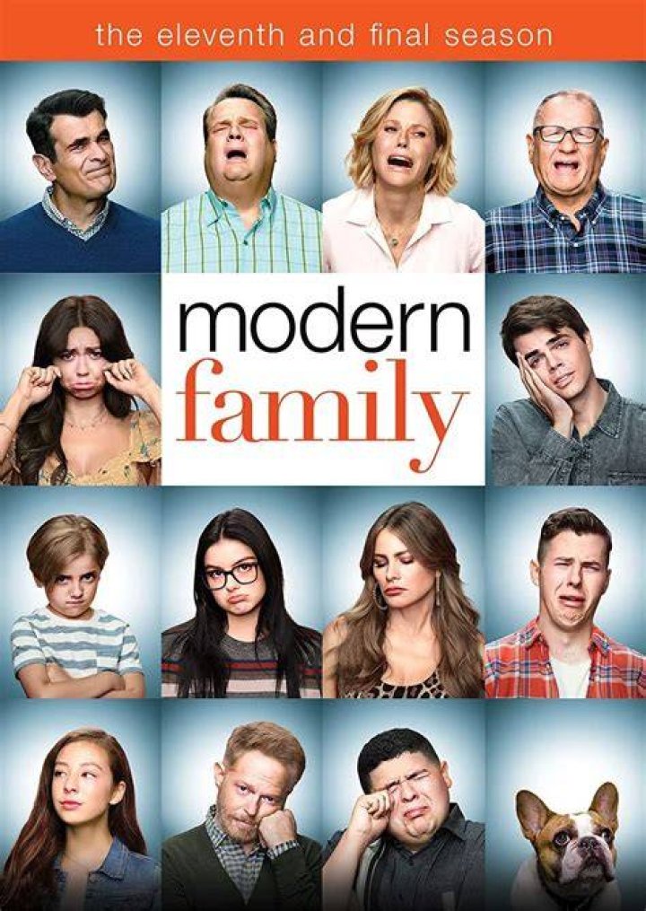MODERN FAMILY Season 9 Episode 19 Photos CHiPs and Salsa SEAT42F
