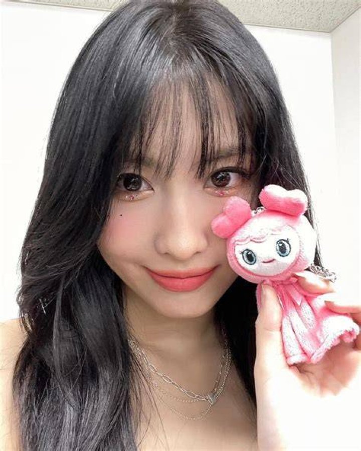 Momo - Twitter