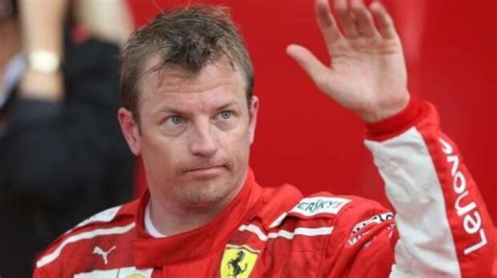 Muistatko? Kimi R&auml;ikk&ouml;nen iski Seiskan t&auml;htity&ouml;n ja h&auml;r&ouml;ili gorillana