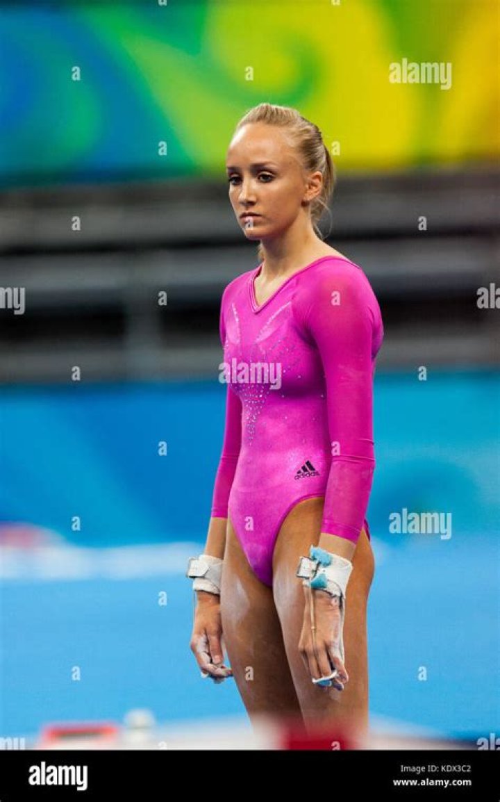 Nastia Liukin (USA) Nastia liukin, Gymnastics photos, Women