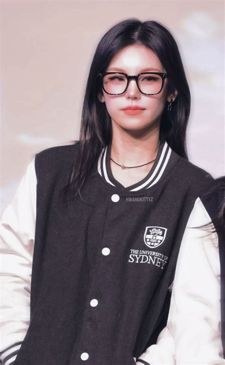 Ninja Yeji oppa 🧢🖤 on Twitter "Marry Yeji"