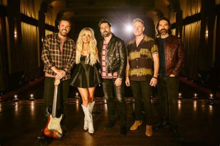 Old Dominion and Megan Moroney Shine With Collaborative Performance Of