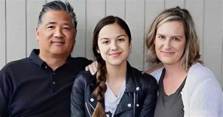 Olivia Rodrigo Family Rose Rollins Married Husband Ch vrogue.co