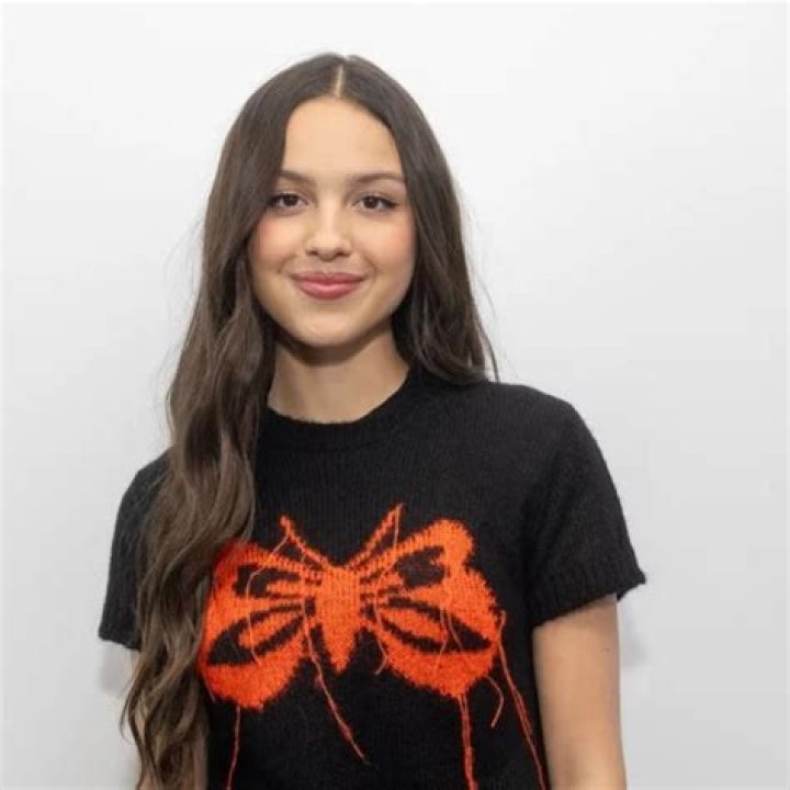 Olivia Rodrigo Height Bio Wiki Age Boyfriend Net Wort vrogue.co