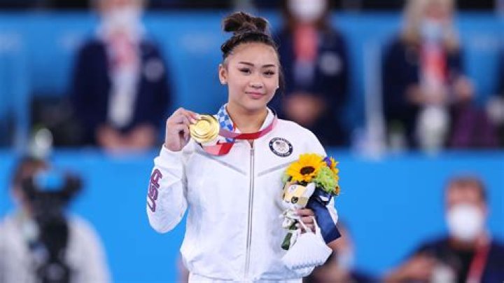Olympic Gold Medalist Suni Lee Inks New NIL Partnership With Voice In