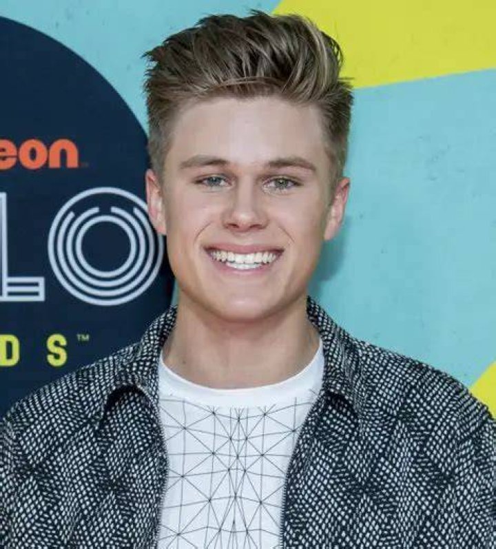 Owen Joyner (Actor) Biography, Wiki, Age, Height, Weight, Girlfriend