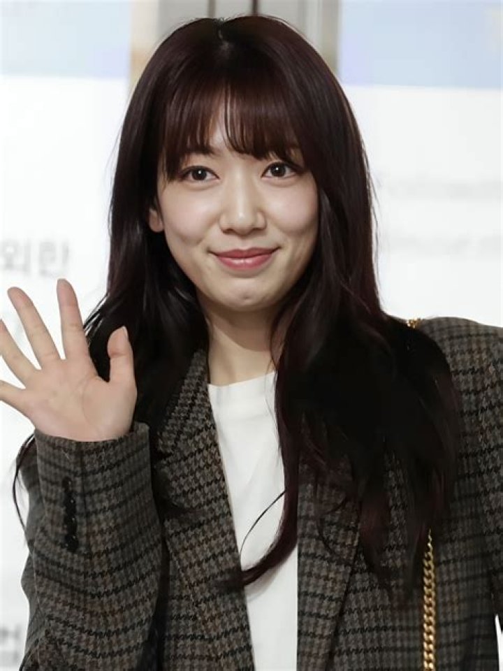 Park Shin Hye parle de son &acirc;ge et de son amiti&eacute; avec d&rsquo;autres