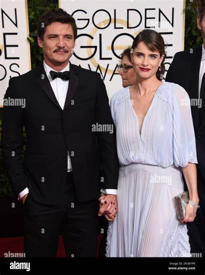 Pedro Pascal and Amanda Peet Celebrity RunIns at the SAG Awards 2015