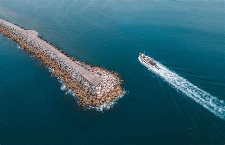 Peniche CanSurf Opening Behance