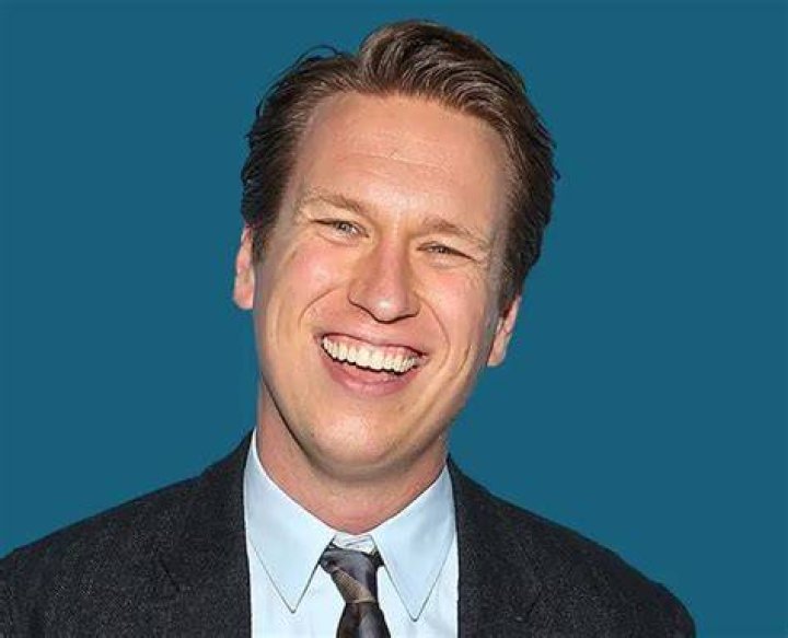 Pete Holmes Bio & Wiki Net Worth, Age, Height & Weight