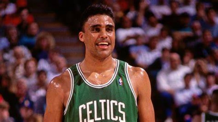 Photo BASKETBALL PLAYER RICK FOX FILES FOR DIVORCE FROM ACTRESS