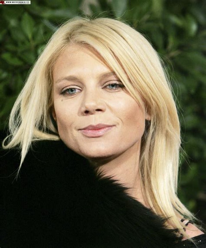 Pin on peta wilson