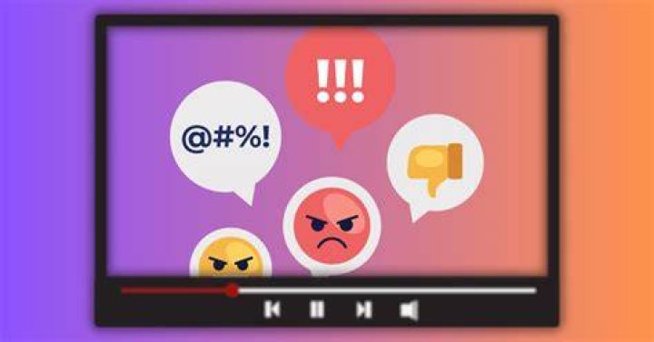 POSITIVE vs NEGATIVE Youtube Comments YouTube