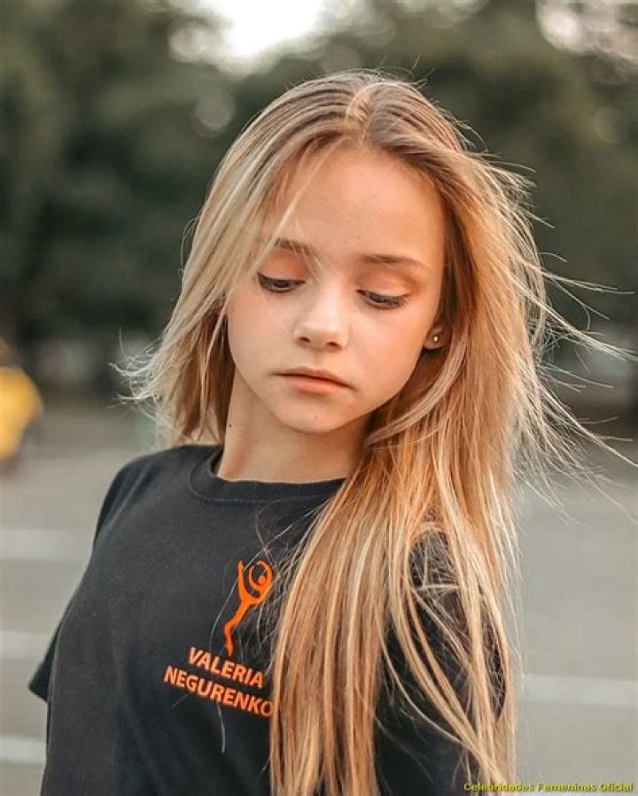 Posted by valeria_negurenko_ Valeria TRUCK DRIVER'S DAUGHTER Dancer