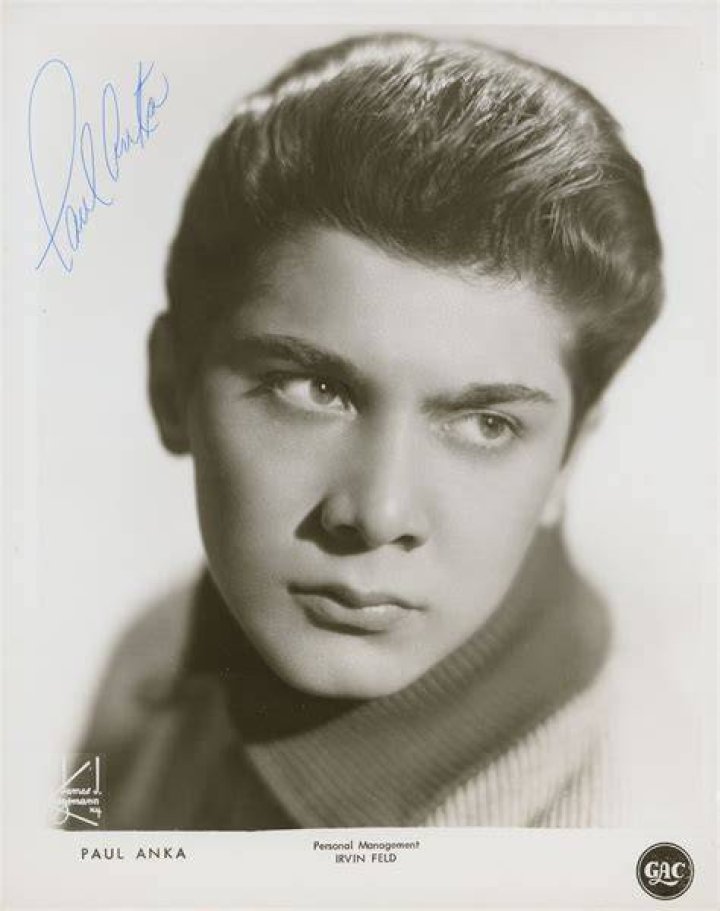 Press Photo Paul Anka with a few of his kids Historic Images Logan