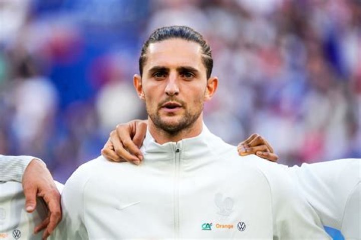 Rabiot 'mammone'? Falso! La toccante storia che spiega il legame tra il