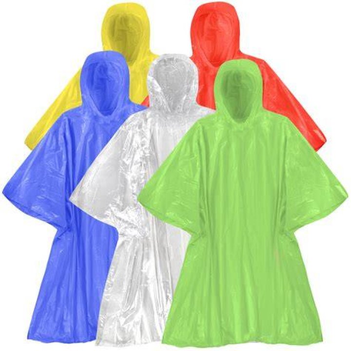 Rain poncho. Adult £4 Flying Tiger Copenhagen