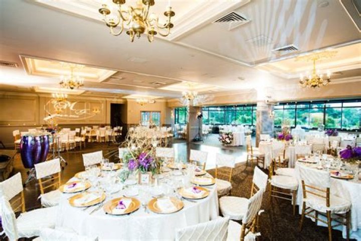 Ramsey Country Club Wedding Photos in New Jersey
