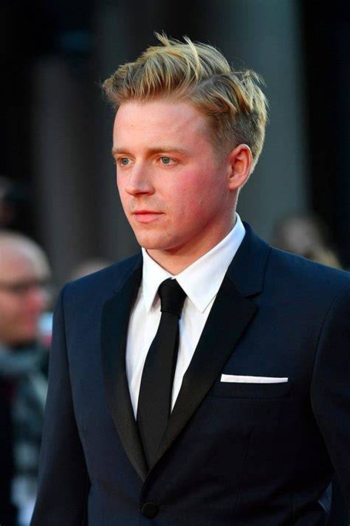 Rate and classify Scottish actor Jack Lowden
