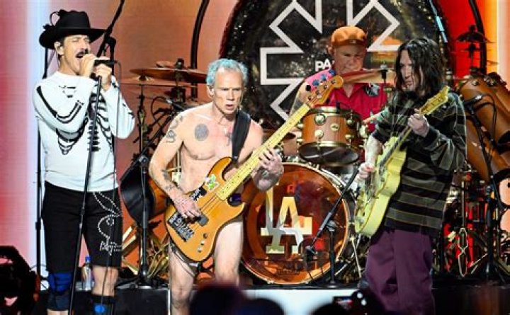 Red Hot Chili Peppers Star's 19YearOld Girlfriend All The Details