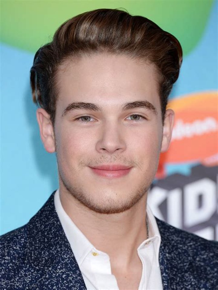 Ricardo Hurtado AlloCin&eacute;