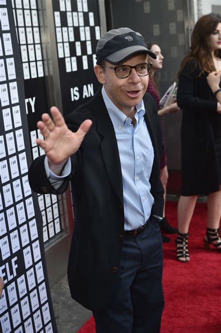Rick Moranis age, net worth, height, family, biography and latest