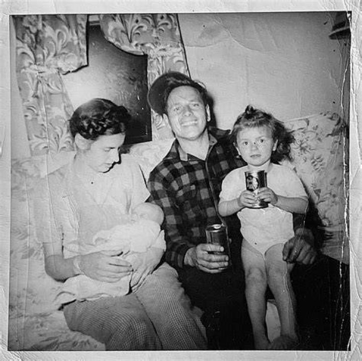 Robert And Eva Hansen Family