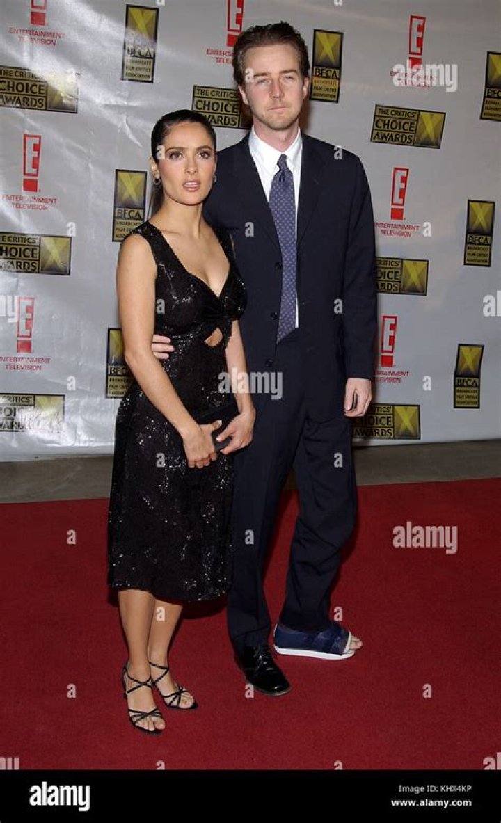 Salma Hayek and Edward Norton They Dated?! Celebrity Couples From the